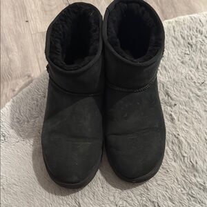 Black Uggs - Size 11